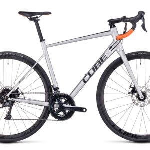 Vélo de route Cube Attain Pro